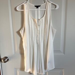 Investments Ivory Pleated Sleeveless Blouse